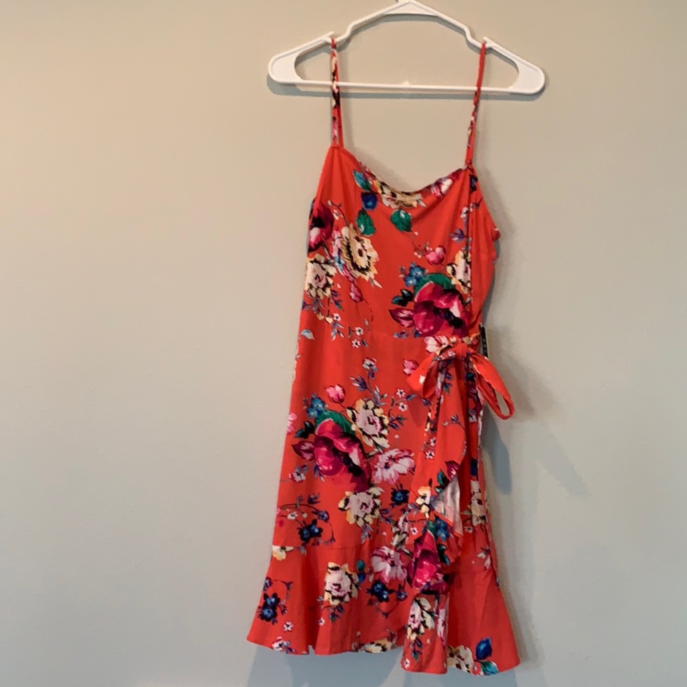 NWT Express Women’s Floral Wrap Dress